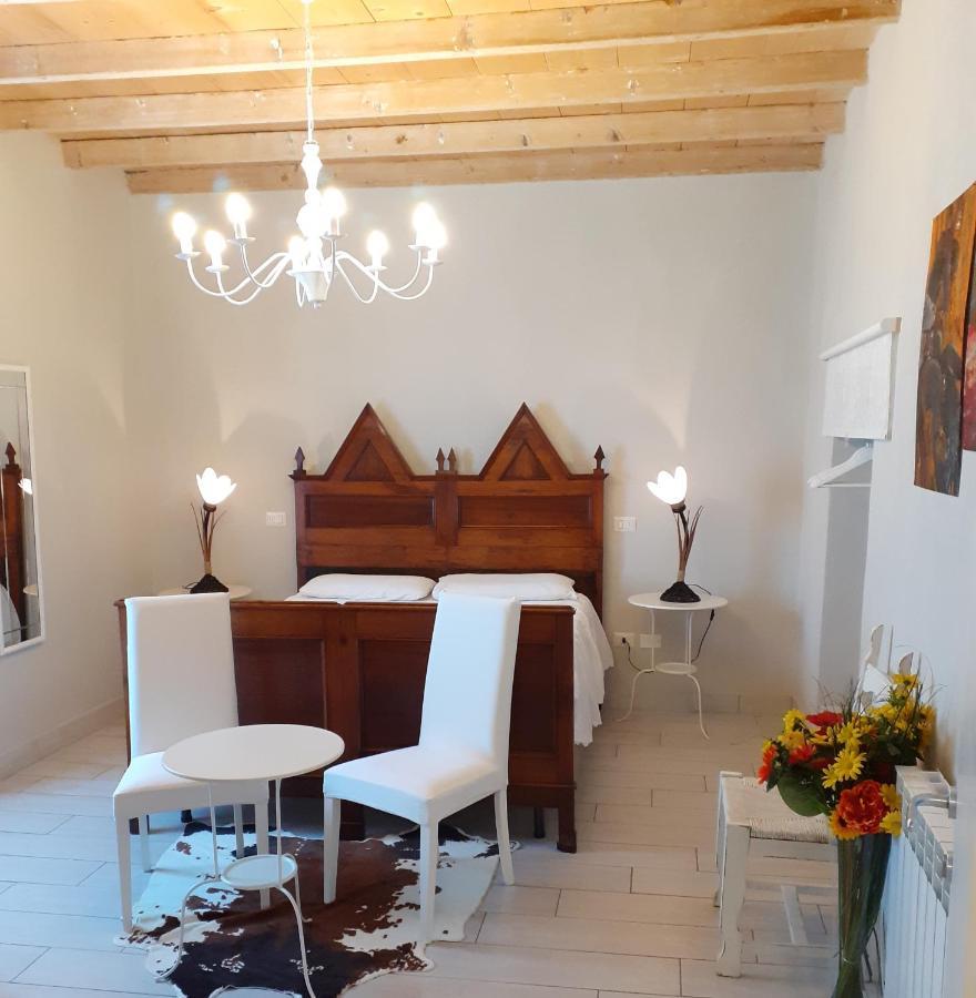 Vicolo Del Nido B&B Paderno Franciacorta Exterior foto